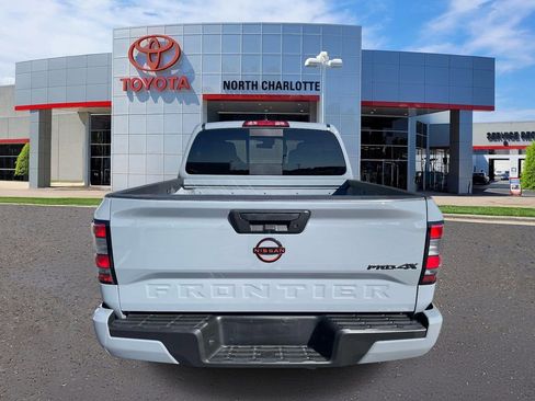 Used 2024 Nissan Frontier PRO-4X w/ Off-Road Protection Package AWD/4WD image 9