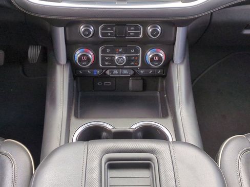 Used 2021 GMC Yukon SLT w/ SLT Luxury Plus Package RWD image 18