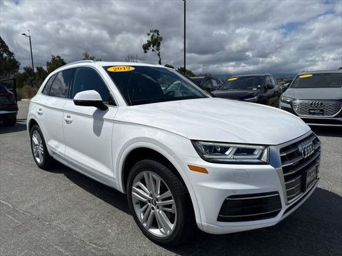 Used 2019 Audi Q5 2.0T Premium Plus w/ Premium Plus Package AWD/4WD image 2