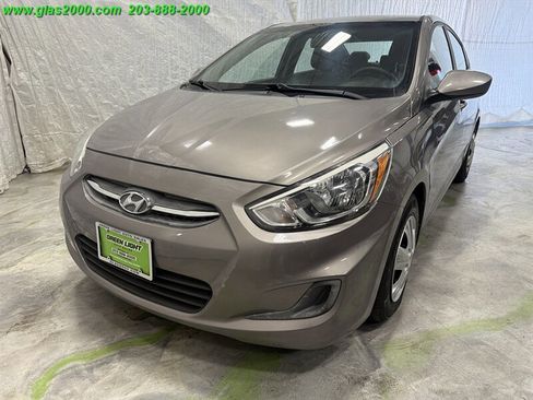 Used 2017 Hyundai Accent SE FWD image 1