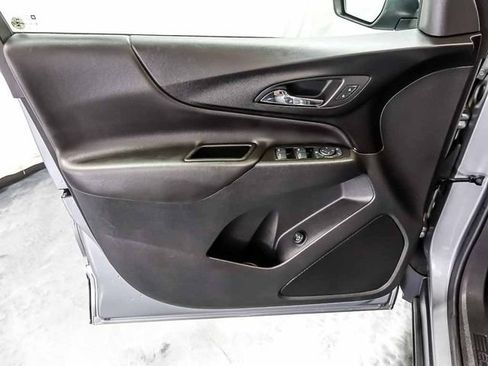 Certified 2024 Chevrolet Equinox LT AWD/4WD image 25
