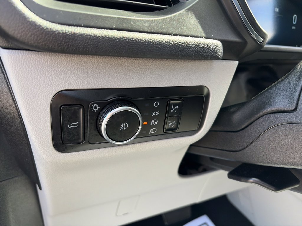 Used 2023 Ford Escape Platinum AWD/4WD image 20