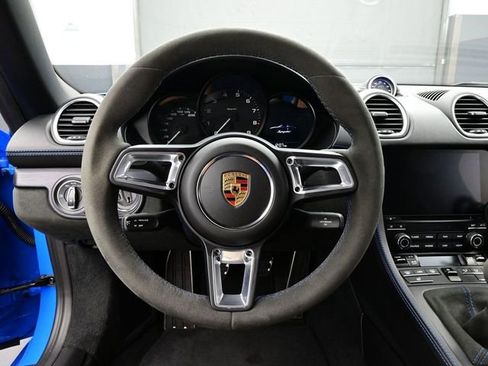 Certified 2023 Porsche 718 Boxster Spyder RWD image 8