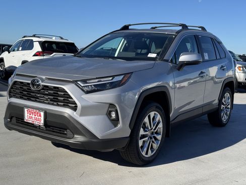New 2025 Toyota RAV4 XLE Premium image 11