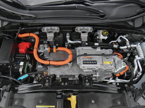 Used 2024 Nissan Ariya AWD image 49