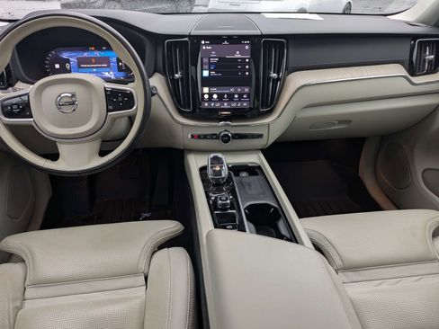 Used 2022 Volvo XC60 B6 Inscription w/ Climate Package AWD/4WD image 22