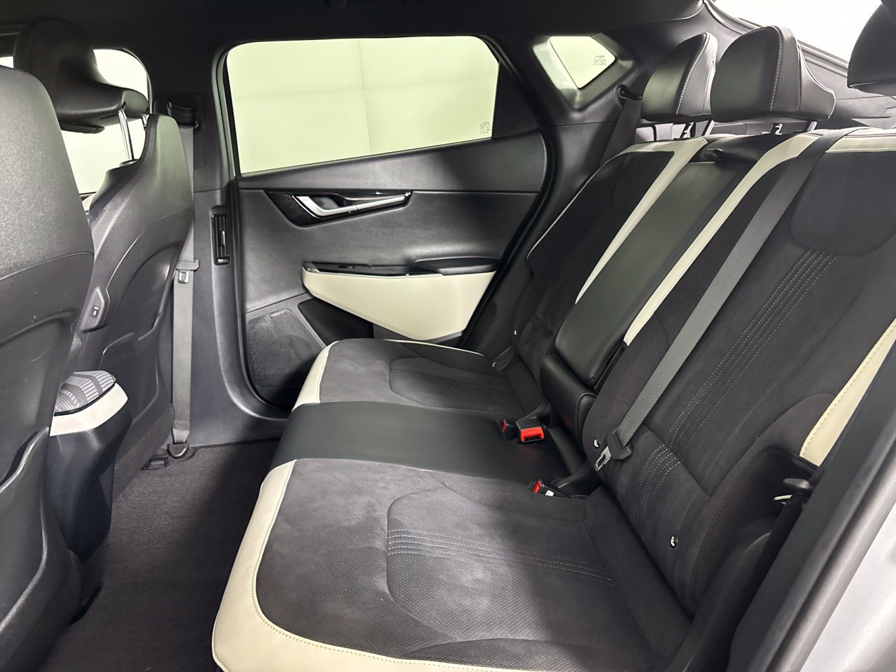 Used 2024 Kia EV6 GT-Line RWD image 18