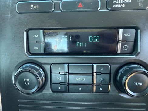 Used 2017 Ford F250 XL w/ Power Equipment Group image 18