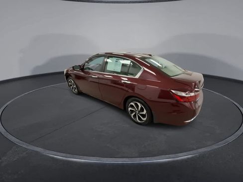 Used 2017 Honda Accord EX-L image 6