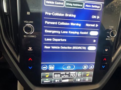 Used 2025 Subaru Forester Premium image 10