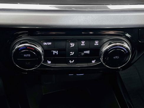 New 2026 Chevrolet Trax LT w/ Driver Confidence Package FWD image 15