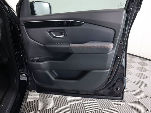 New 2025 Honda Pilot Sport image 26