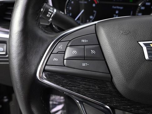 Certified 2023 Cadillac XT5 Premium Luxury AWD/4WD image 33