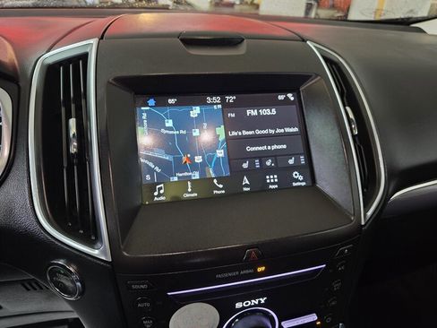 Used 2016 Ford Edge Titanium w/ Canadian Touring Package image 31