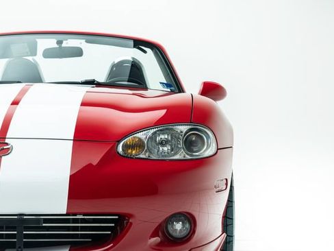 Used 2001 MAZDA MX-5 Miata RWD image 7