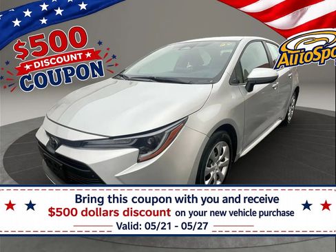 Used 2025 Toyota Corolla LE FWD image 1