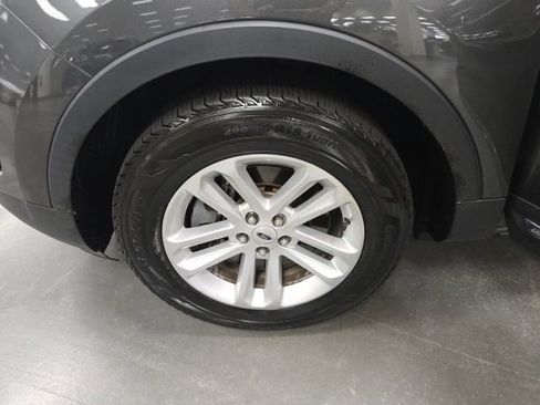 Used 2016 Ford Explorer XLT w/ Equipment Group 202A FWD image 23