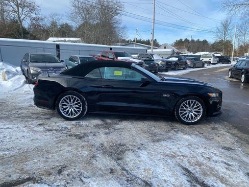 Used 2017 Ford Mustang GT Premium w/ GT Performance Package image 4
