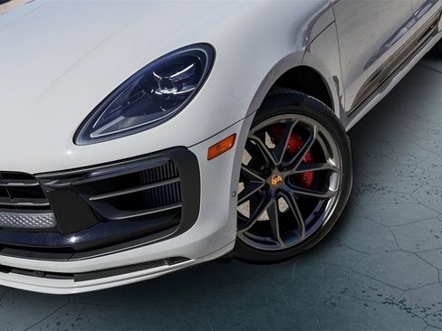 Used 2022 Porsche Macan GTS image 3