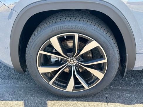 New 2026 Volkswagen Atlas SEL Premium R-Line AWD/4WD image 8