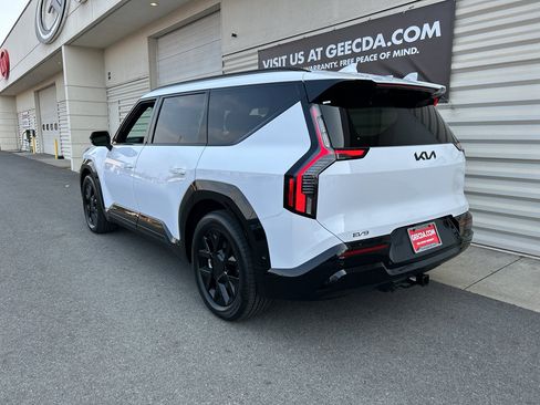 New 2026 Kia EV9 Land w/ Nightfall Edition Package image 6