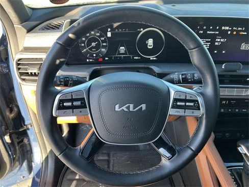 Used 2023 Kia Telluride SX Prestige X-Pro image 11