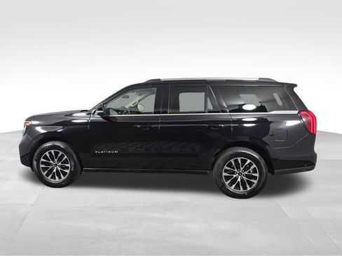 Certified 2025 Ford Expedition Platinum AWD/4WD image 4