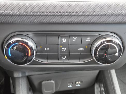 New 2026 Chevrolet TrailBlazer LS AWD/4WD image 34