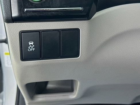 Used 2013 Honda Civic LX image 11