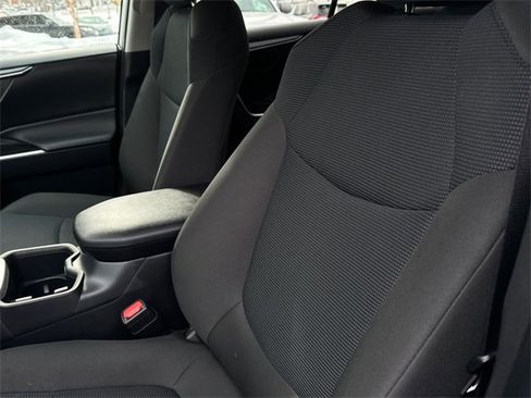 Certified 2025 Toyota RAV4 LE image 17