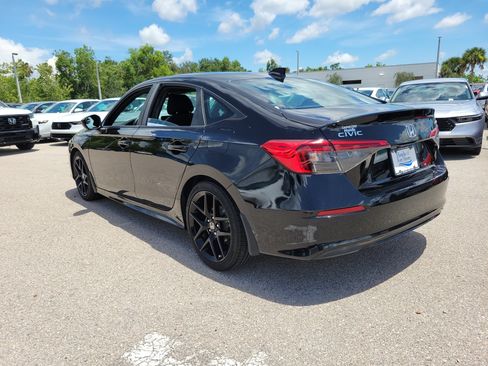 Used 2022 Honda Civic Sport image 4
