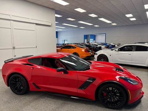 Used 2019 Chevrolet Corvette Z06 image 8