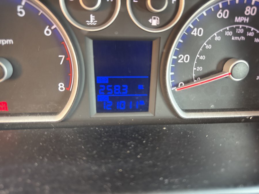 Used 2012 Hyundai Elantra GLS FWD image 28