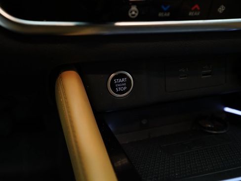 Certified 2023 Nissan Rogue Platinum w/ Platinum Premium Package image 31