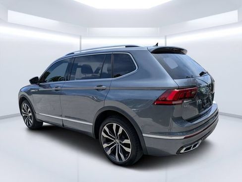 Used 2022 Volkswagen Tiguan SEL R-Line AWD/4WD image 5