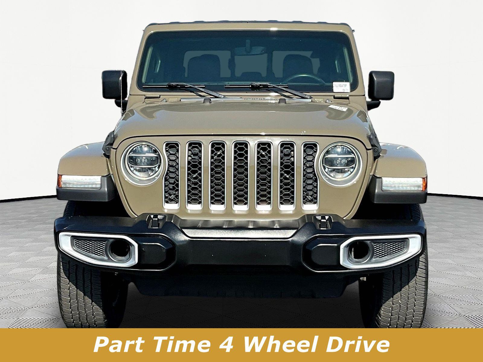 Used 2020 Jeep Gladiator Overland AWD/4WD image 2