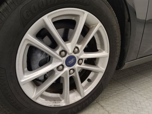 Used 2016 Ford Focus SE FWD image 31