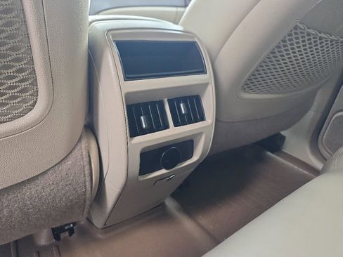 Used 2016 Cadillac SRX Luxury w/ Driver Awareness Package FWD image 13
