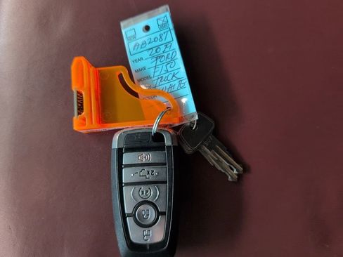 Used 2019 Ford F150 Platinum w/ Equipment Group 701A Luxury image 11