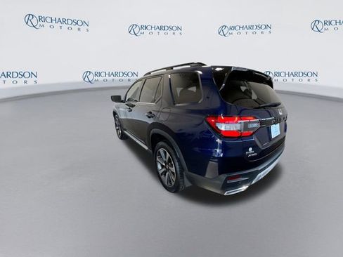 Used 2023 Honda Pilot Elite image 6