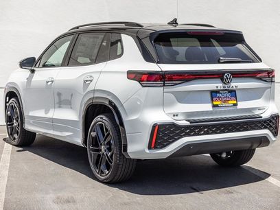 New 2026 Volkswagen Tiguan SE R-Line
