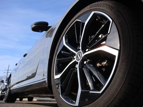 Certified 2024 Nissan Altima 2.5 SR image 9