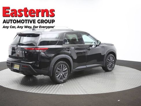 Used 2023 Nissan Pathfinder SL w/ SL Premium Package AWD/4WD image 44