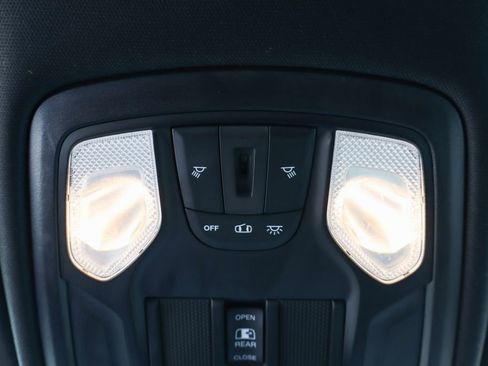 Used 2021 RAM 1500 Big Horn AWD/4WD image 29
