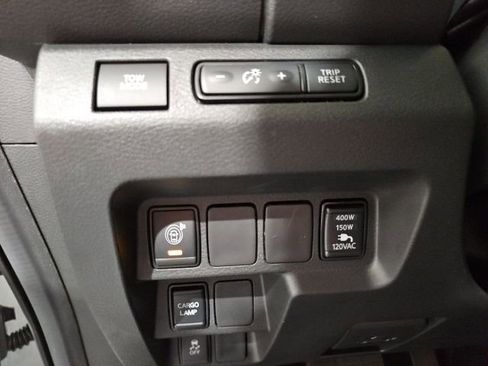 New 2026 Nissan Frontier SV w/ SV Convenience Package AWD/4WD image 19