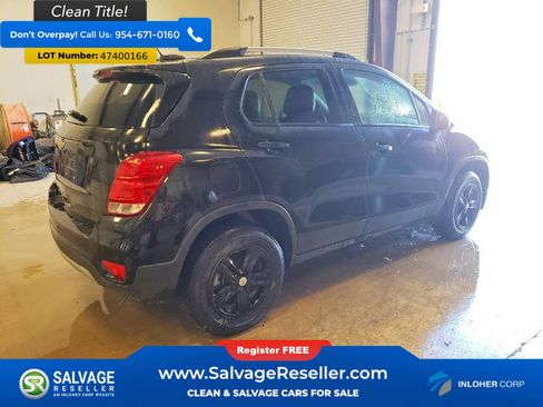 Used 2021 Chevrolet Trax LT image 4