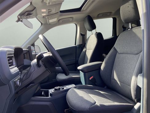 New 2025 Ford Maverick XLT w/ XLT Luxury Package image 9