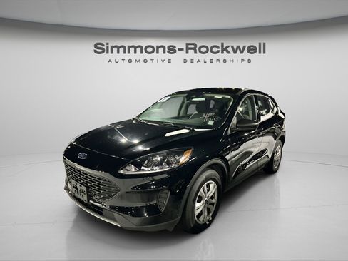 Used 2022 Ford Escape S image 4