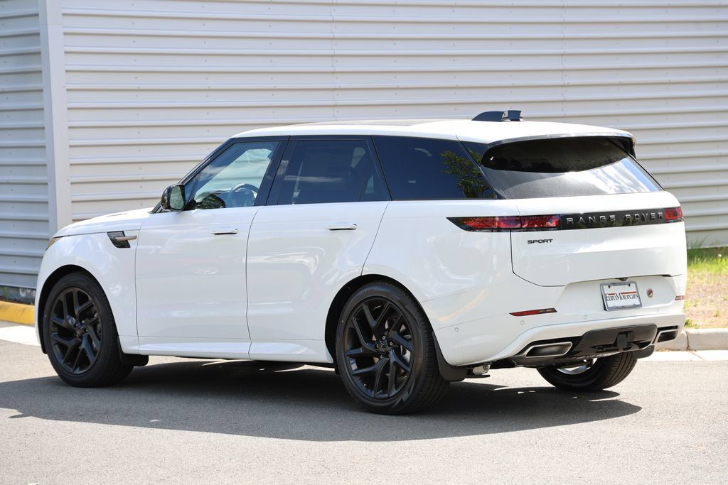 New 2026 Land Rover Range Rover Sport Dynamic SE AWD/4WD image 2