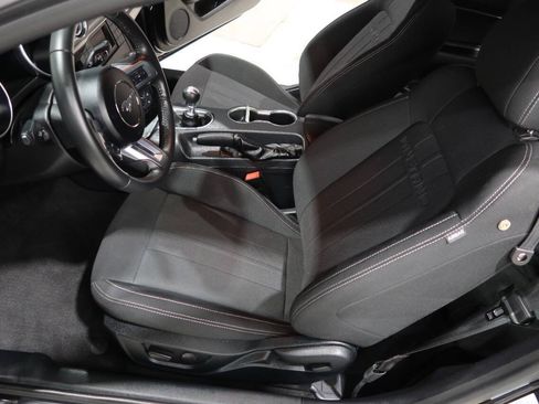 Used 2022 Ford Mustang GT w/ GT Performance Package RWD image 18